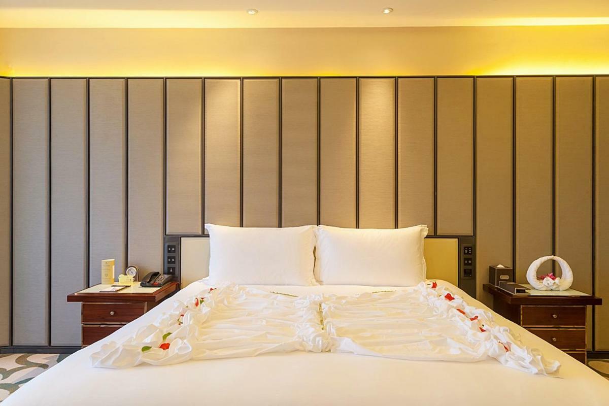 Royal Seaside Hotel And Hot Springs Xiamen Extérieur photo